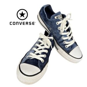 Converse Chuck Taylor All Star Velvet Sneakers in Midnight Blue